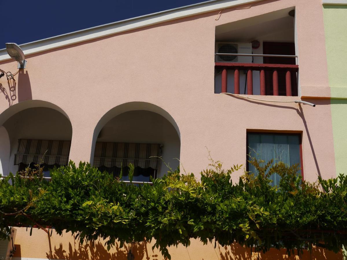Apartments Judit Tar-Vabriga Exterior foto
